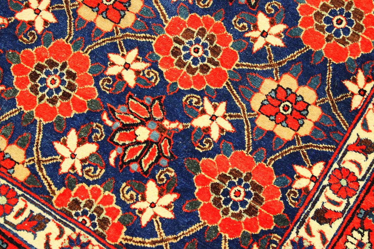 Veramin Persian Wool Rug, 200 X 143 Cm-photo-1