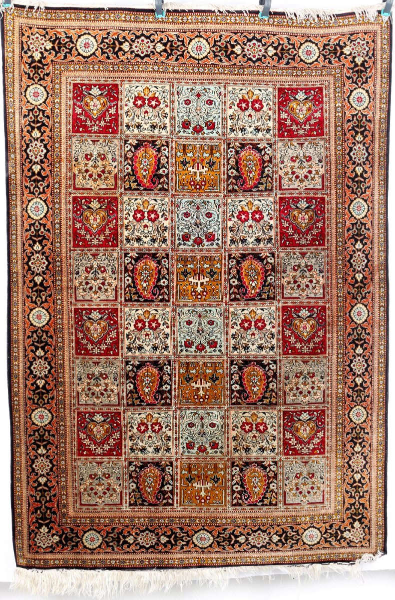 Persian Qum Silk Rug, 159 X 110 Cm-photo-3