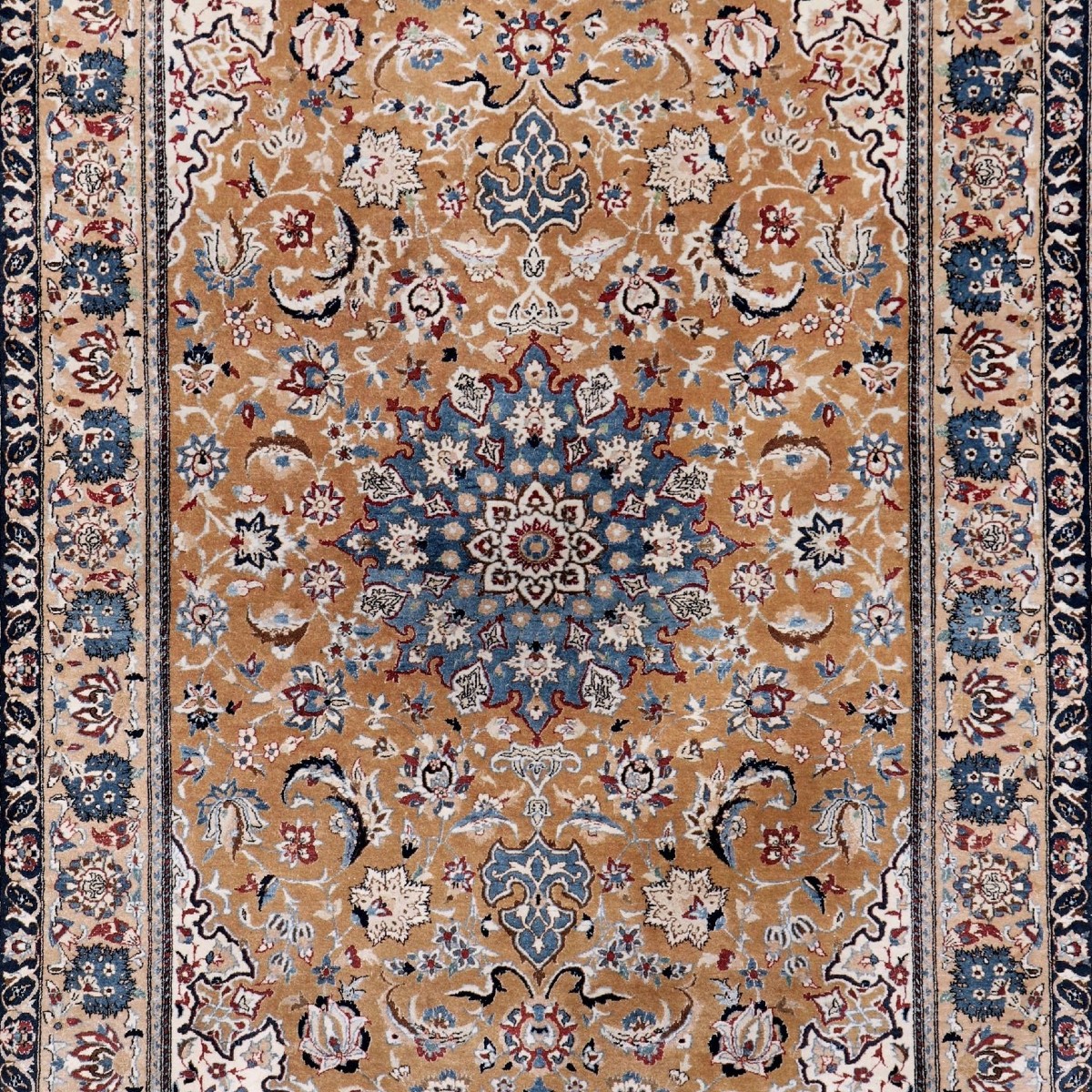 Persian Nain  Rug In Wool And Silk, 170 X 107 Cm