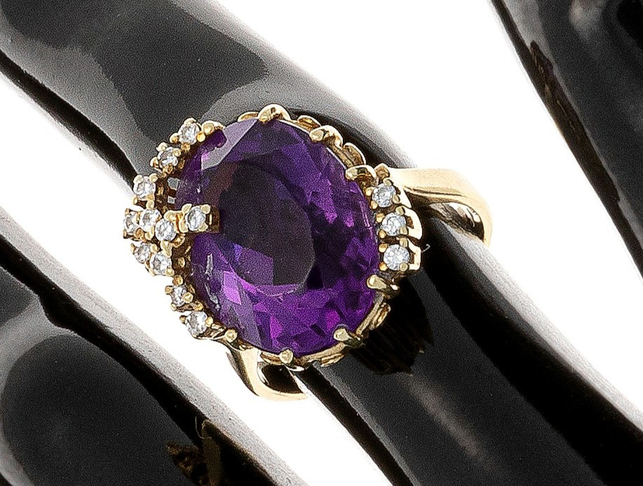 Bague en or 14k avec diamants et améthyste