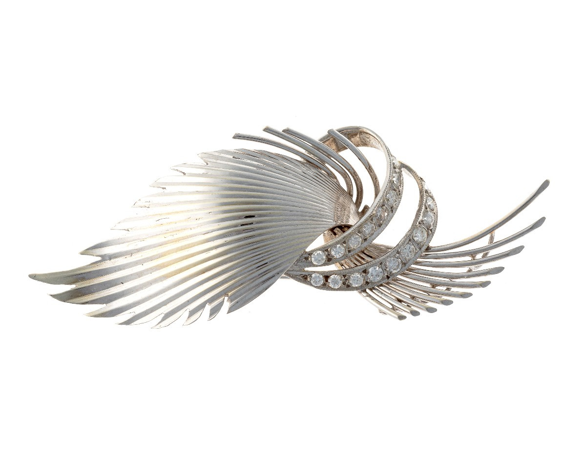 Brooch In 18k White Gold With Diamonds