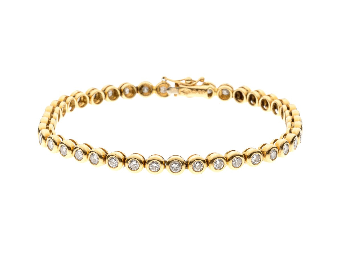 Tennis Bracelet In 18k Gold With 2.04 Ct Diamonds