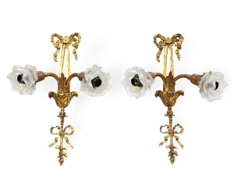 paire d'appliques en bronze 20eme de style Louis XVI