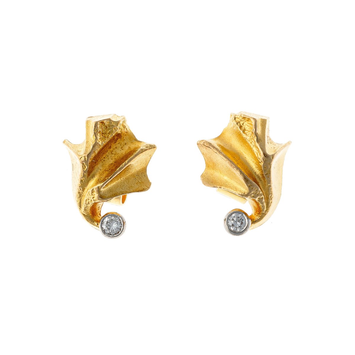 Boucles d'oreilles LAPPONIA en or 18k avec diamants