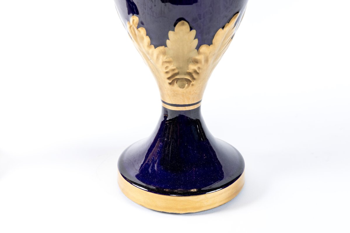 Paire de vases  en faïence dore travail francaise de style Louis XVI vers 1900-photo-3