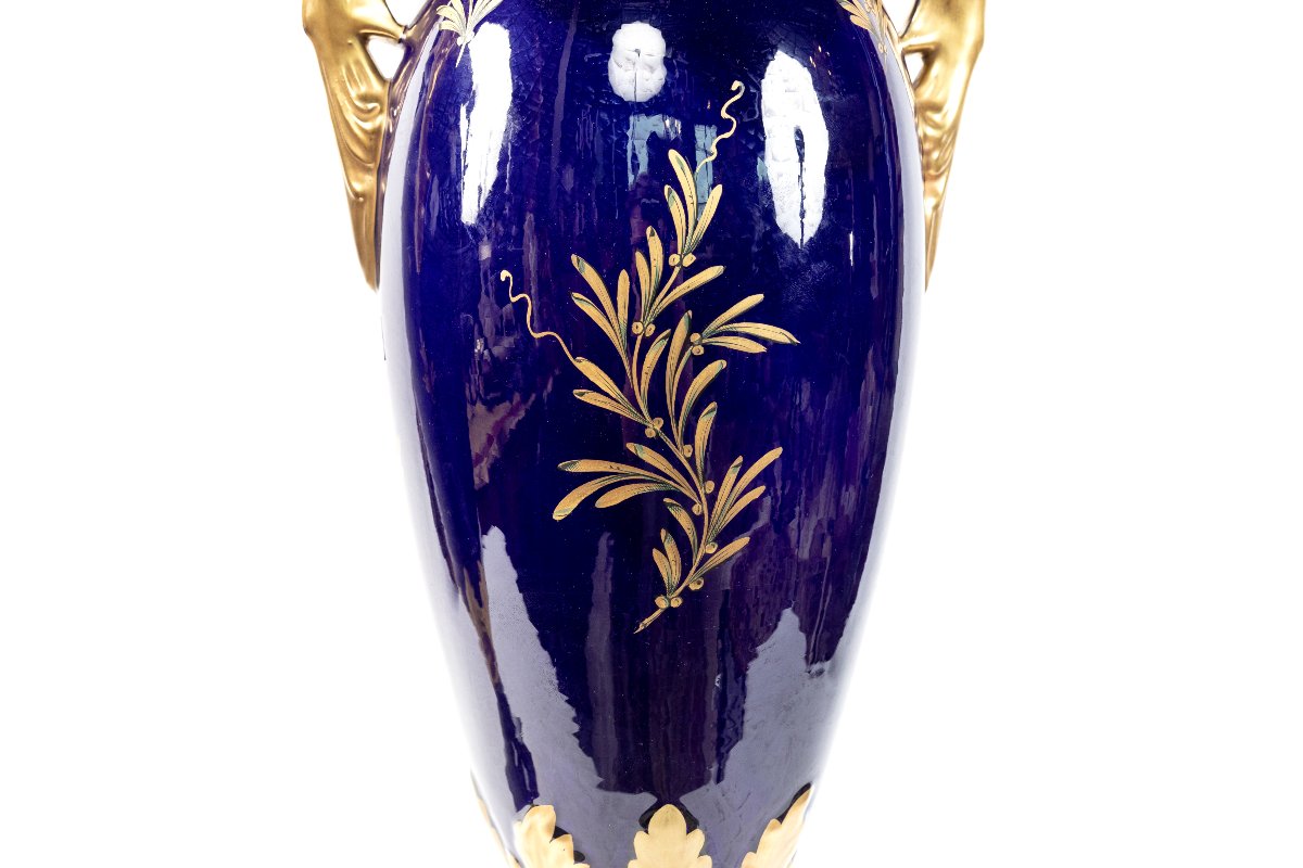 Paire de vases  en faïence dore travail francaise de style Louis XVI vers 1900-photo-2