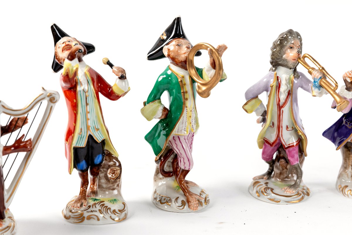grand orchestre de 16 singes figurines en porcelaine de Volkstedt, Allemagne, 20eme-photo-4