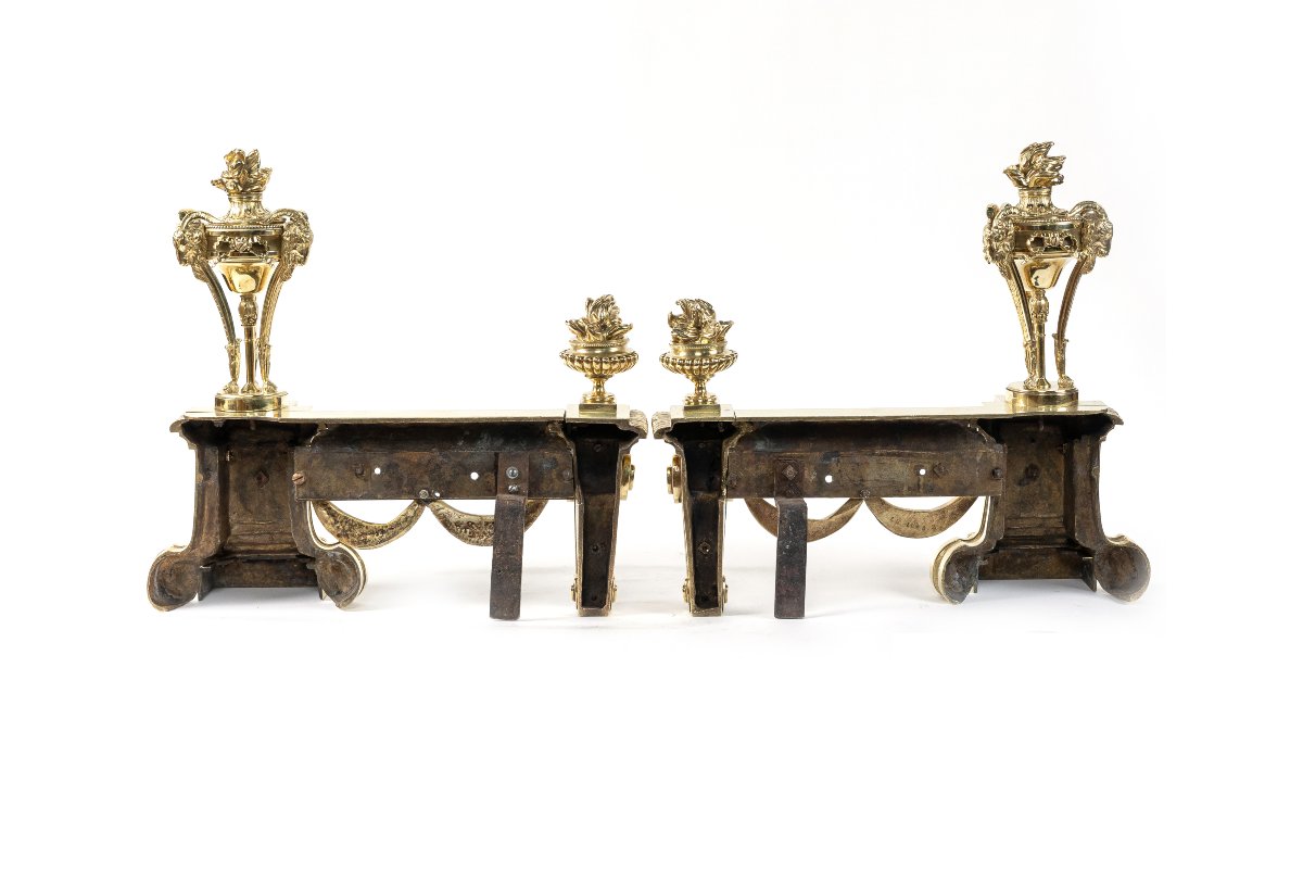 paire de chenets en bronze de style Louis XVI, 19eme-photo-1