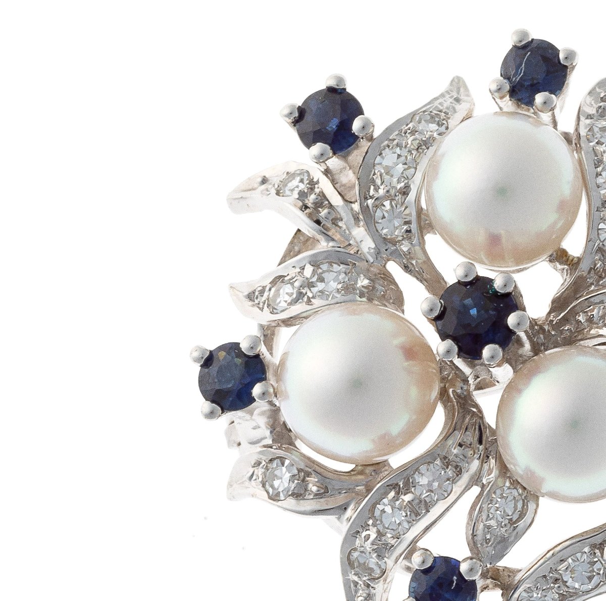 Broche en or blanc 14k ornée de perles, de saphirs et de diamants-photo-2