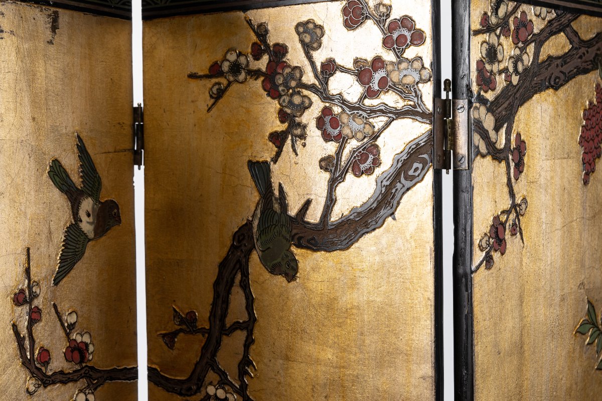 Petit paravent chinois en bois peint et sculpté, XXe siècle.-photo-4