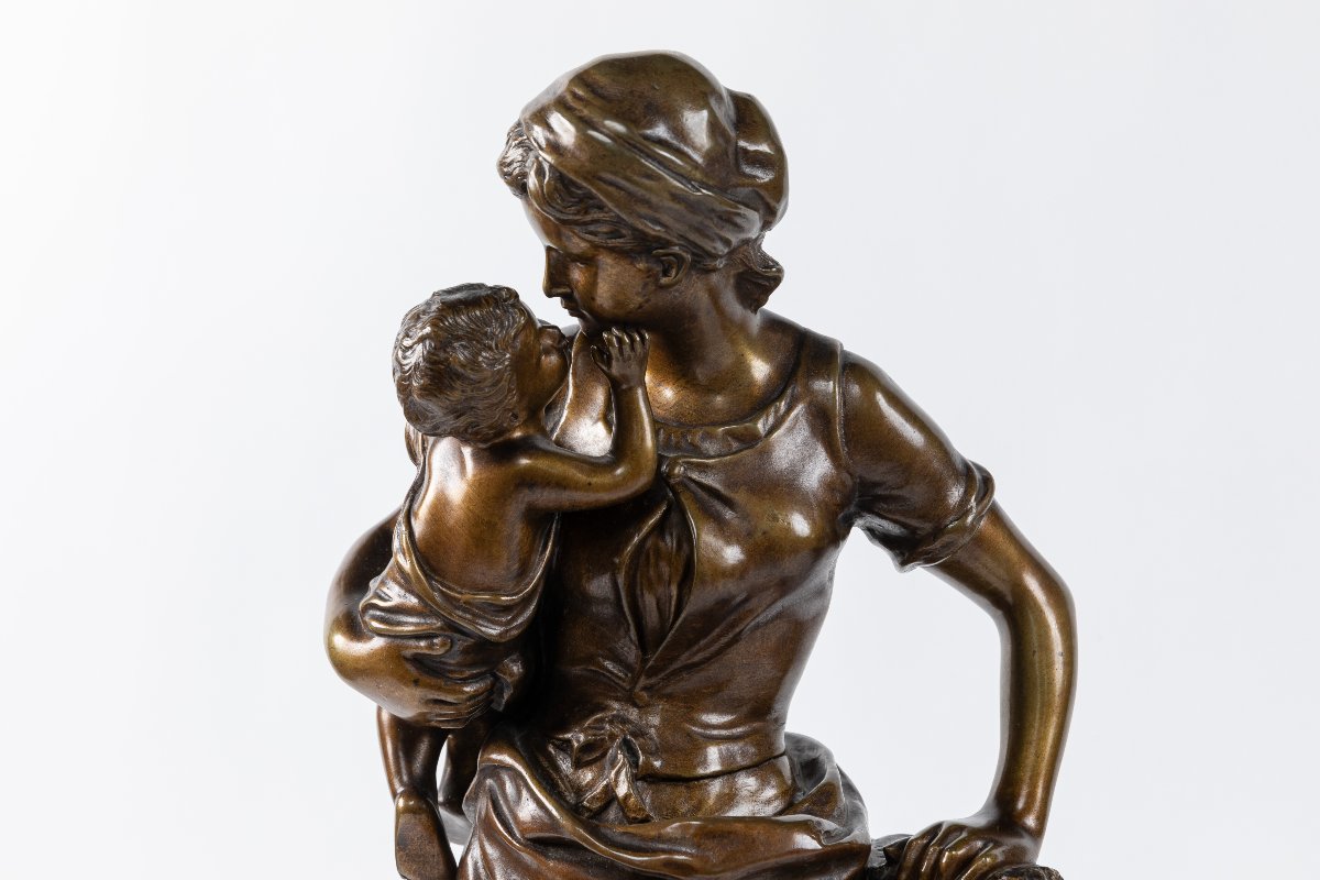 sculpture en bronze "mère et l'enfant " d'apres Hippolyte Moreau-photo-2