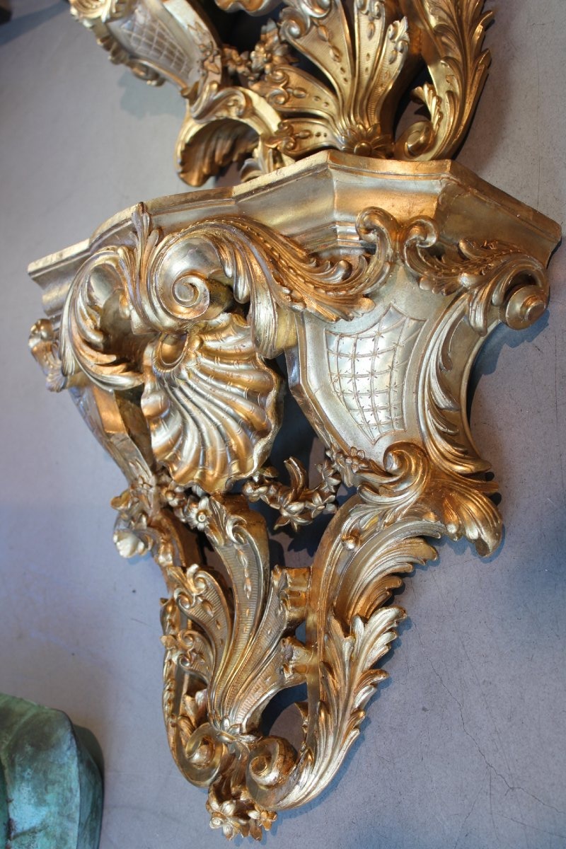 paire de grandes consoles murales en bois sculpte et dore de style Louis XV, 19eme-photo-3