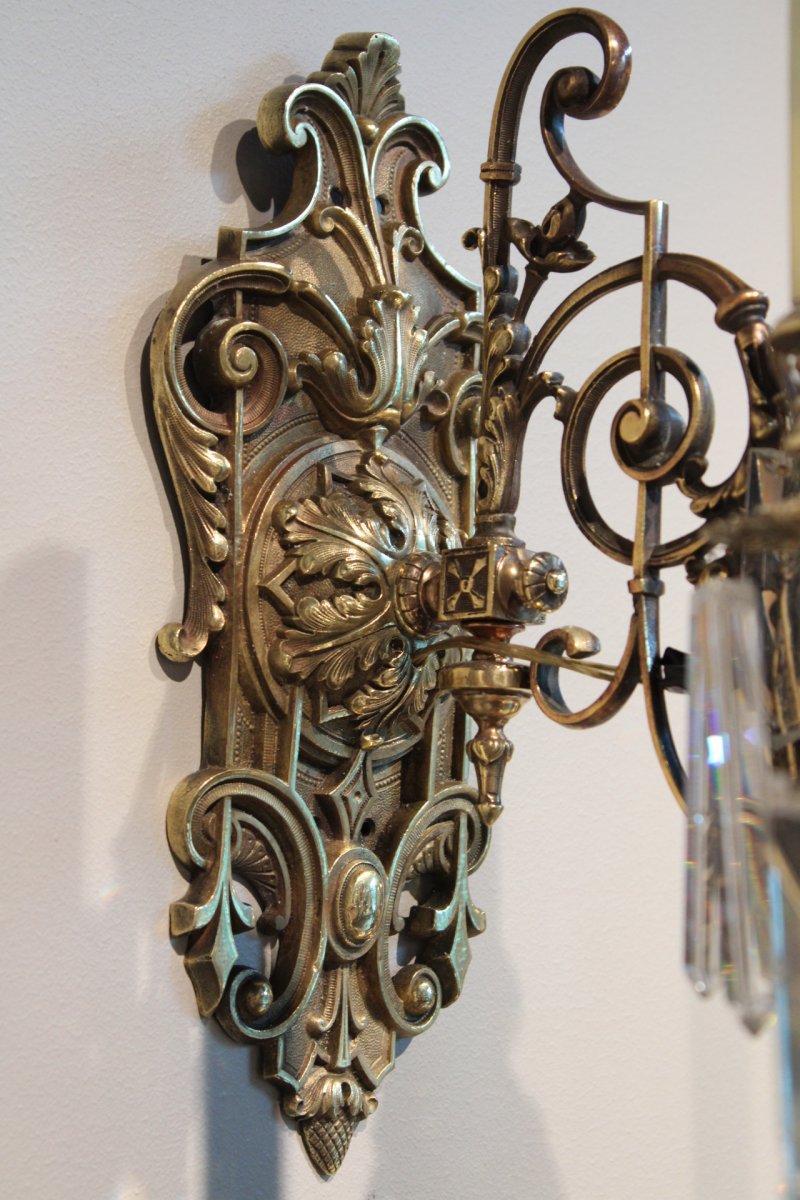 Pair Of XIXth Century Bronze Walllights With Cut Crystals -photo-3