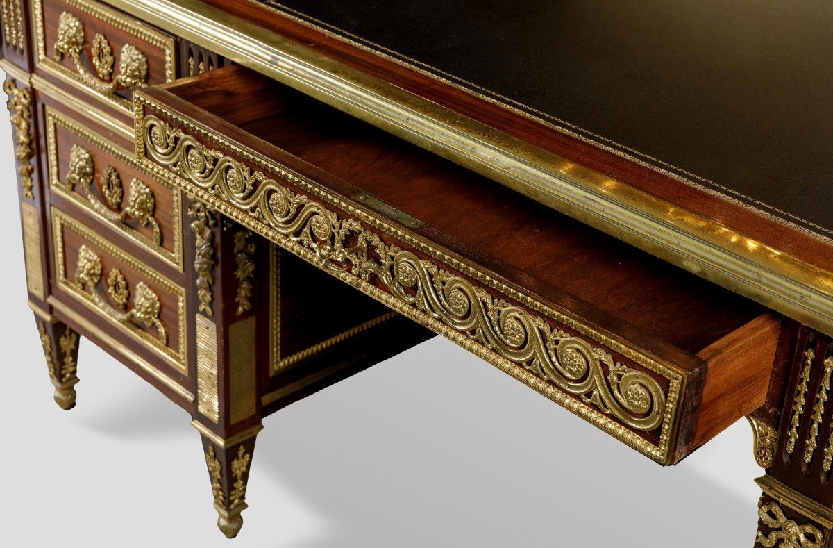 Louis XVI Style Gilt Bronze Mounted Mahogany Pedestal Desk-photo-3