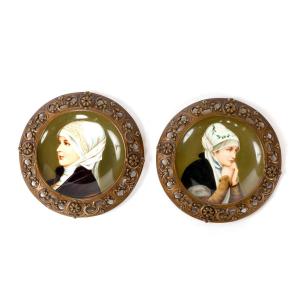 Pair Of Painted Porcelain Plates In Solid Bronze Frame
