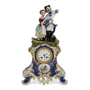 Pendule en porcelaine peint 19eme