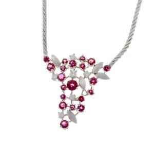 Collier en or 18k avec rubis et diamants