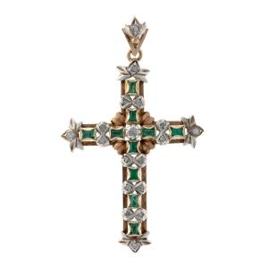 "cross" Pendant In 18k Gold And 925 Silver, Set With Emeralds And Diamonds