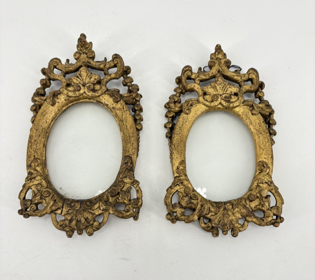 Paire d'encadrements xviiie siècle