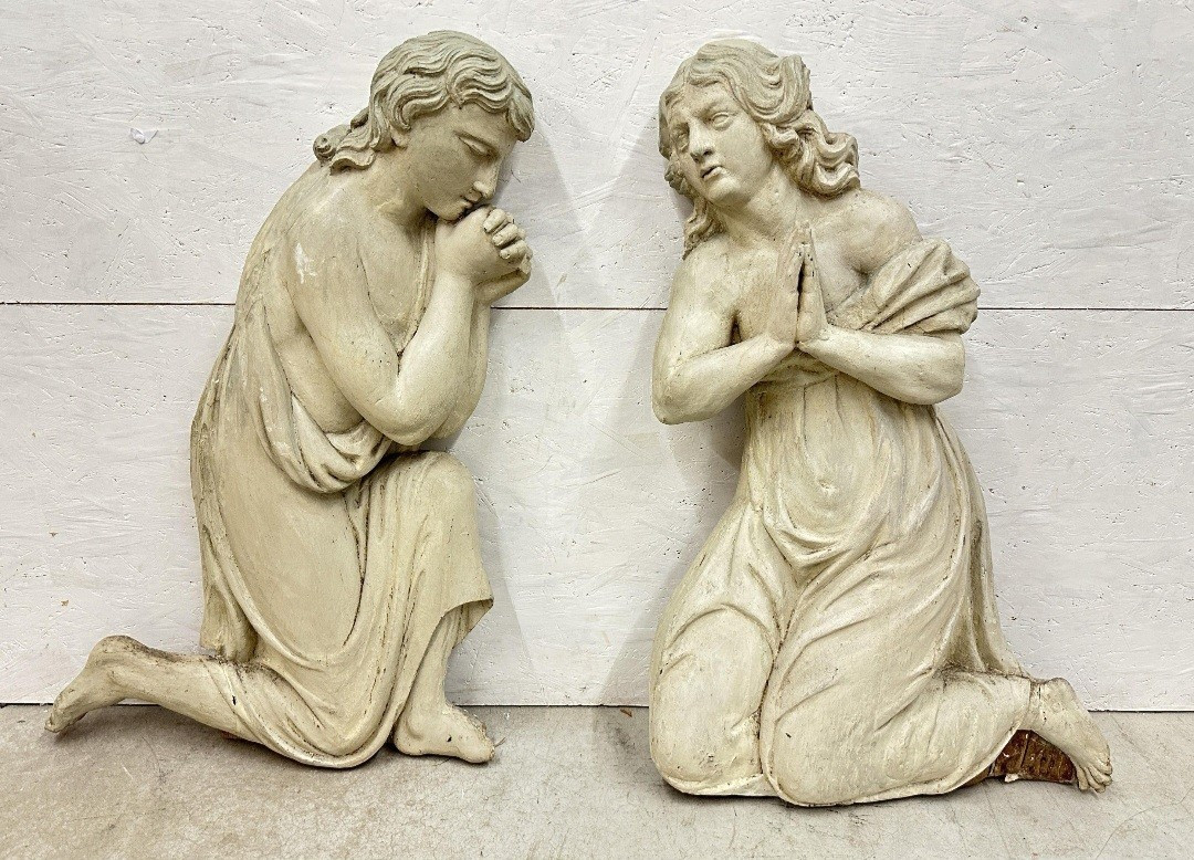 Angels In Prayer
