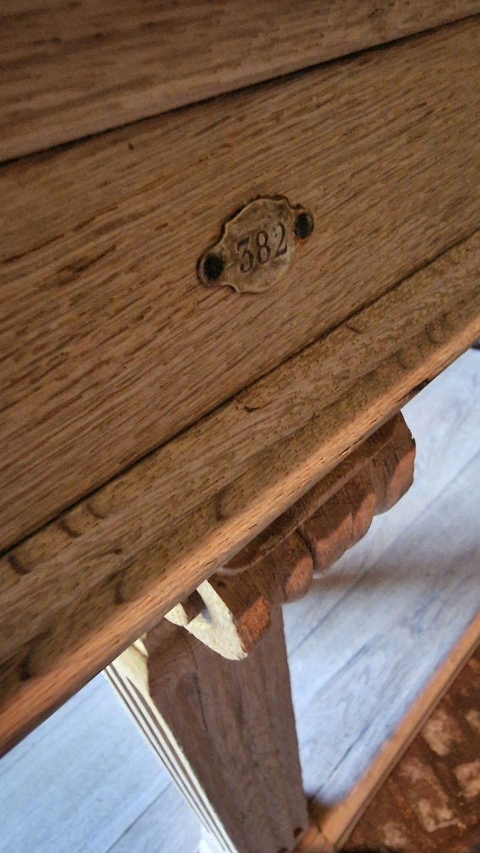 Presentation Table-photo-2