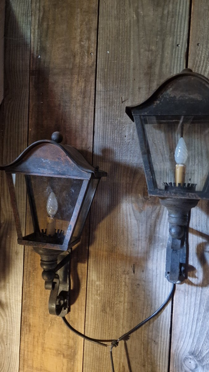 Pair Of Lanterns-photo-3