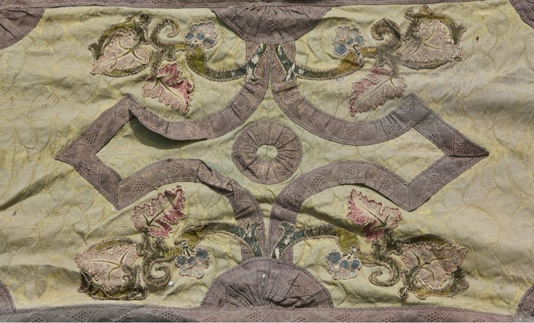 18th-century Embroidery-photo-2