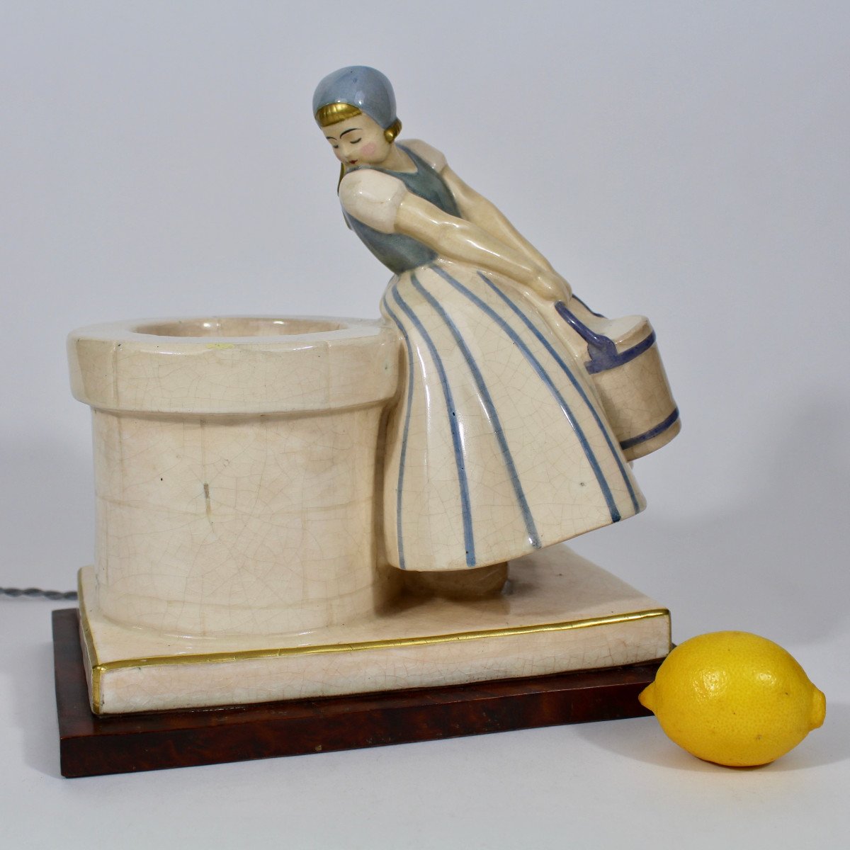 ARGILOR  FRANCE        JEUNE FILLE AU PUIT-photo-1