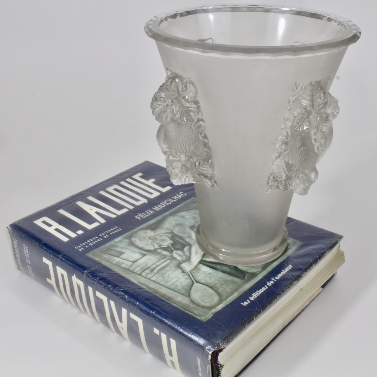 R  LALIQUE   VASE  " ST EMILION  "-photo-4