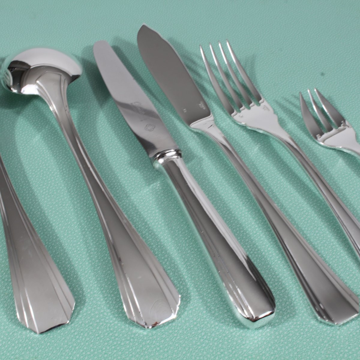 Christofle "boreal" 97-piece Cutlery Set-photo-2