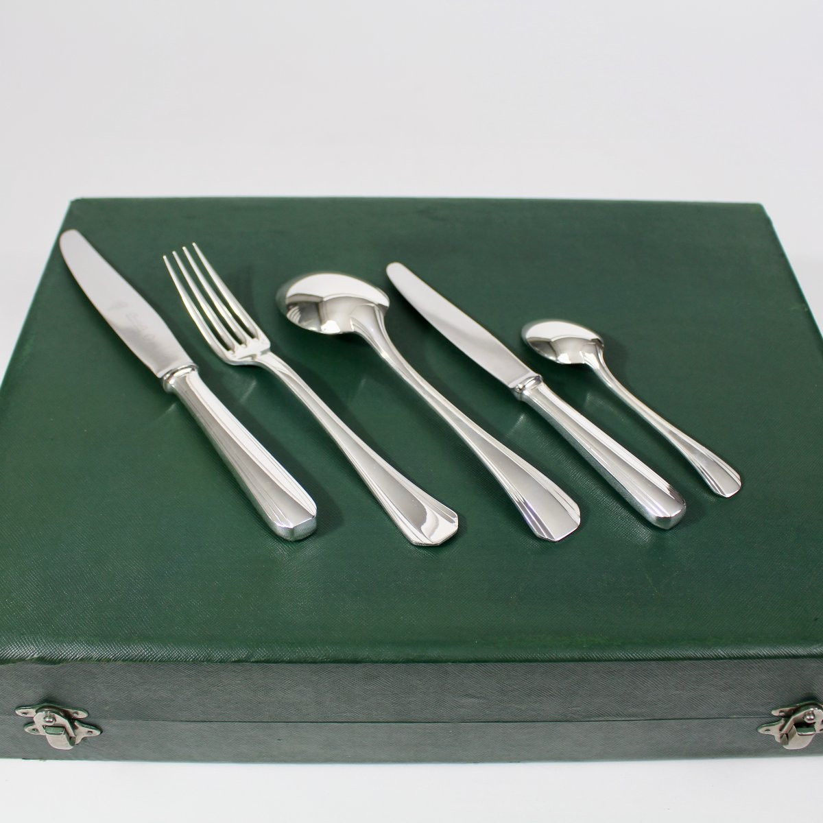 Christofle "boreal" 62-piece Cutlery Set-photo-2