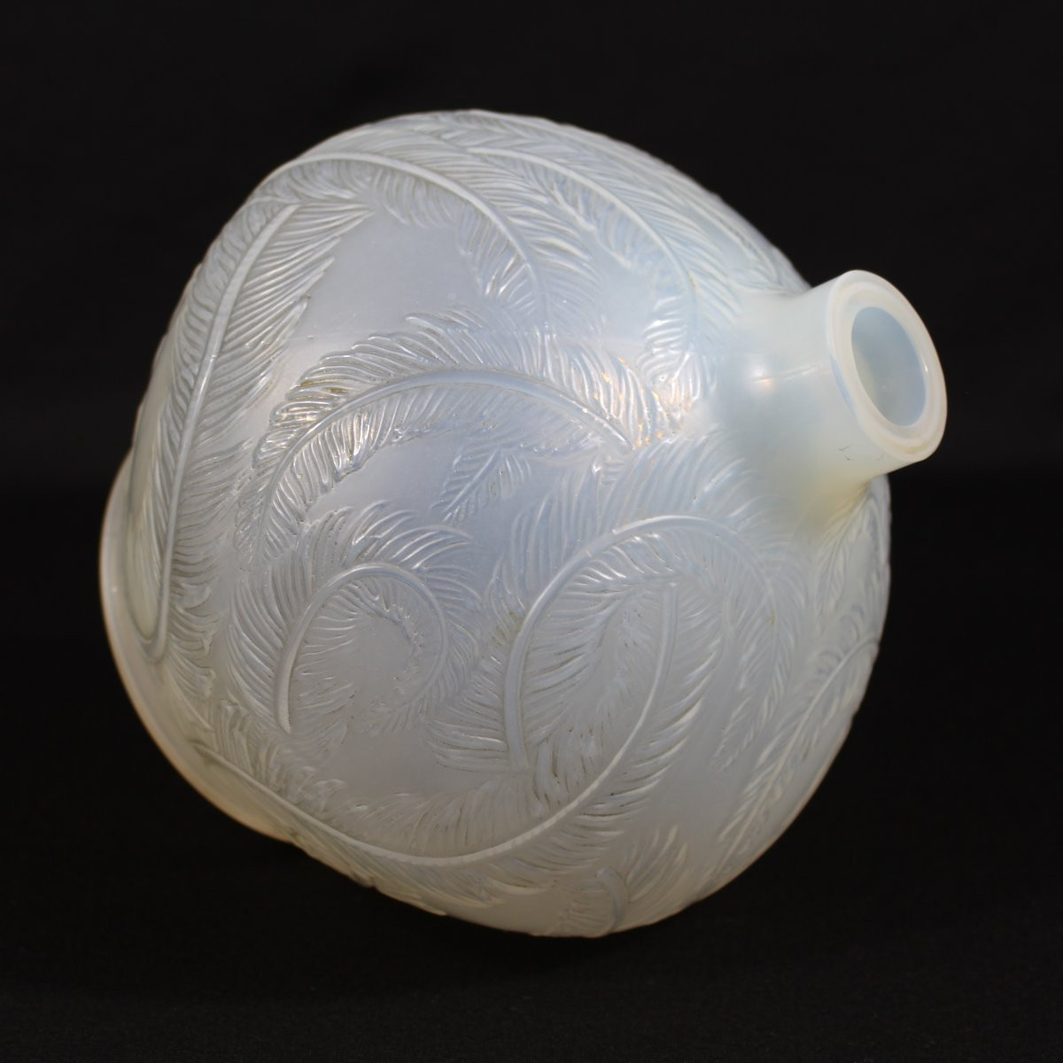 R  LALIQUE  VASE  "PLUMES "-photo-2