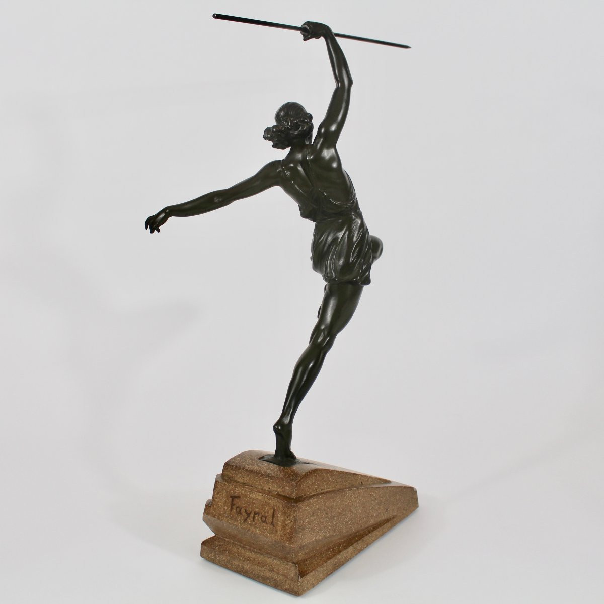 FAYRAL     SCULPTURE  " AMAZONE AU JAVELOT "-photo-3