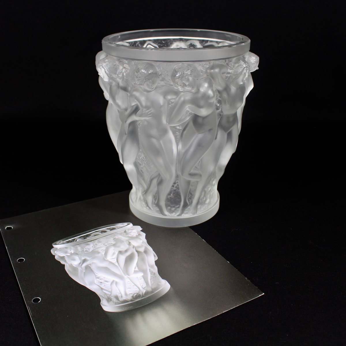 LALIQUE  FRANCE    VASE   " BACCHANTES  "-photo-3