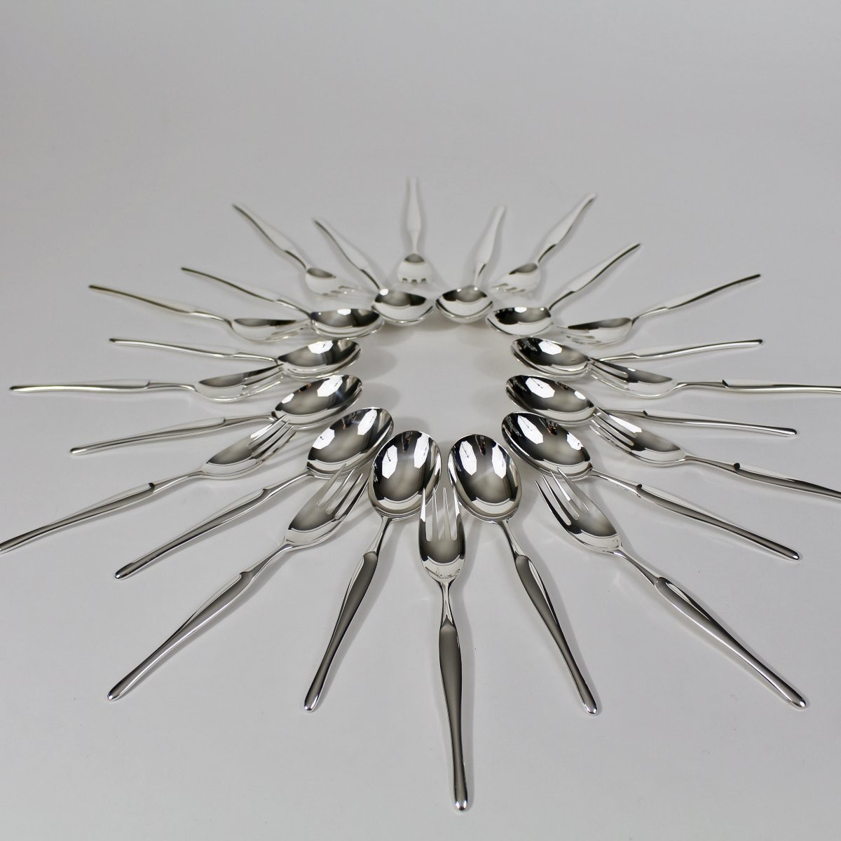 Christofle "duo" 63-piece Flatware Set-photo-1