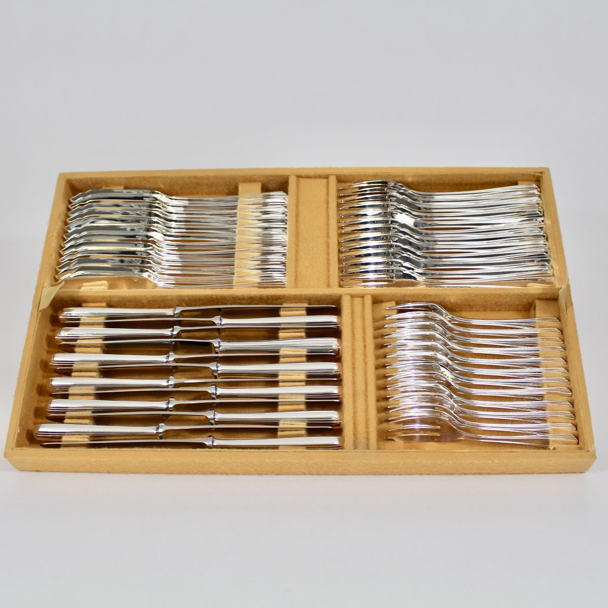 Christofle "boreal" 144-piece Flatware Set-photo-4