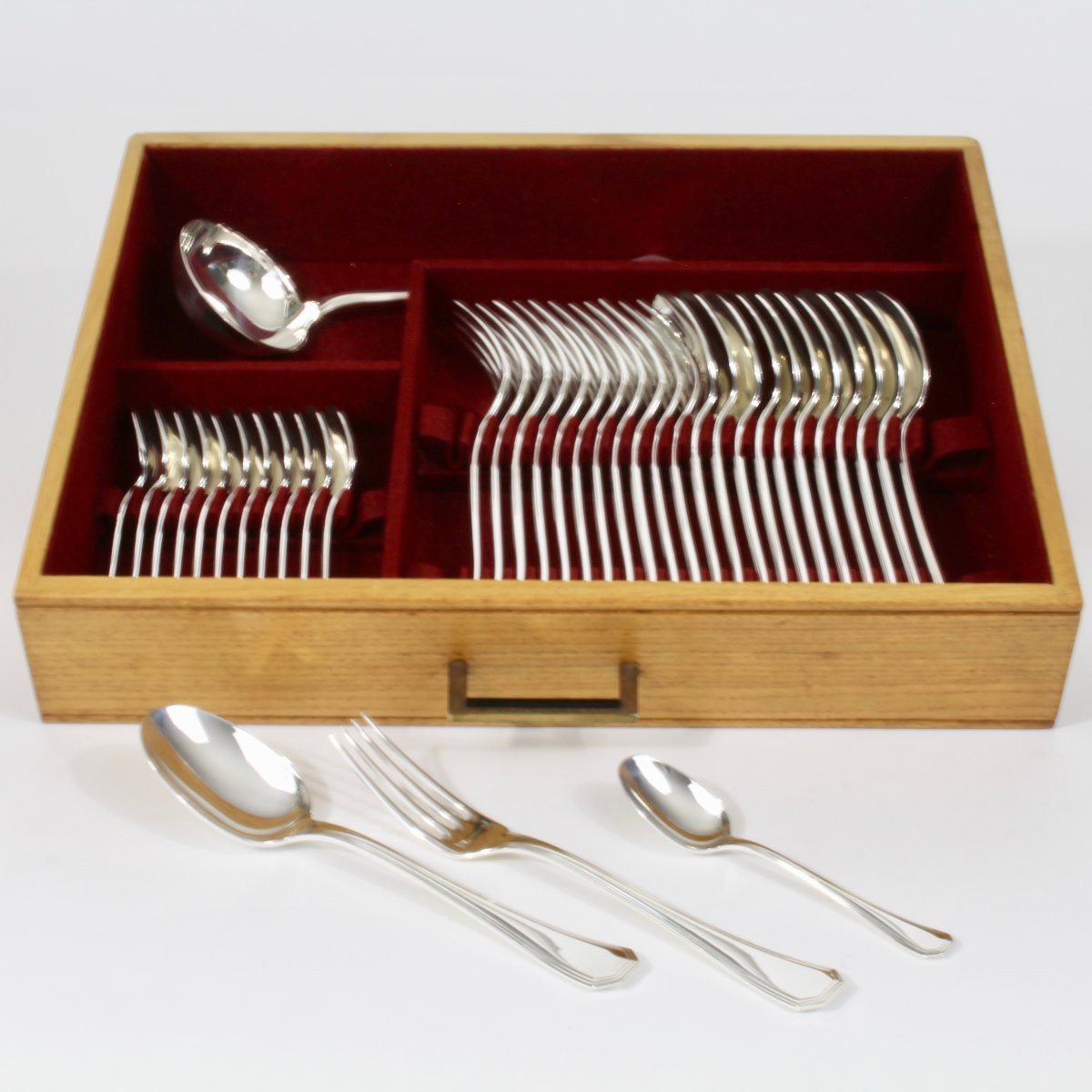 Christofle "america" 114-piece Flatware Set-photo-5