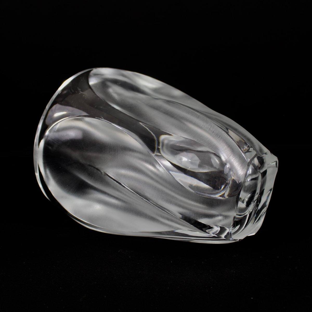 LALIQUE  FRANCE     VASE  "INGRID "-photo-4