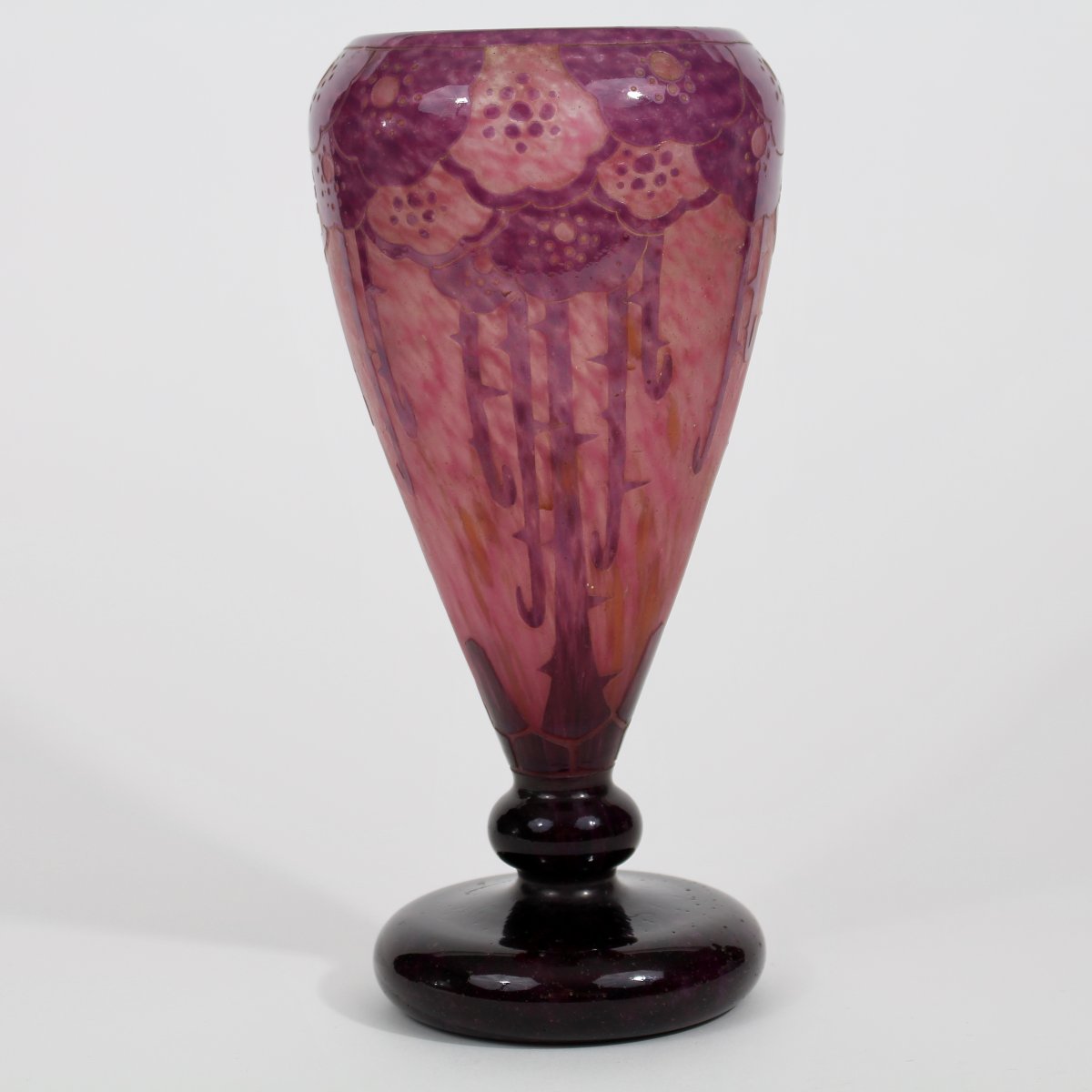 Charder - French Glass "eglantines" Vase