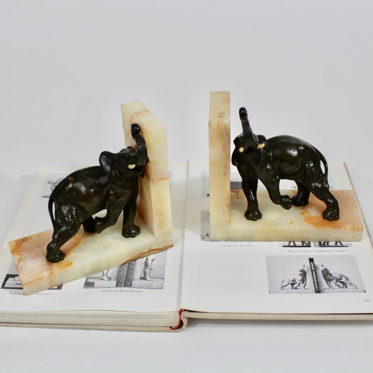 L  Carvin  Bookends  "elephants"-photo-7