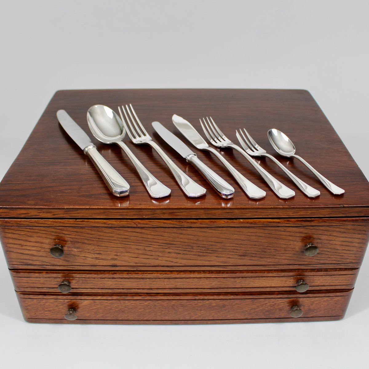 CHRISTOFLE  MÉNAGÈRE " AMERICA " 100 PIÈCES