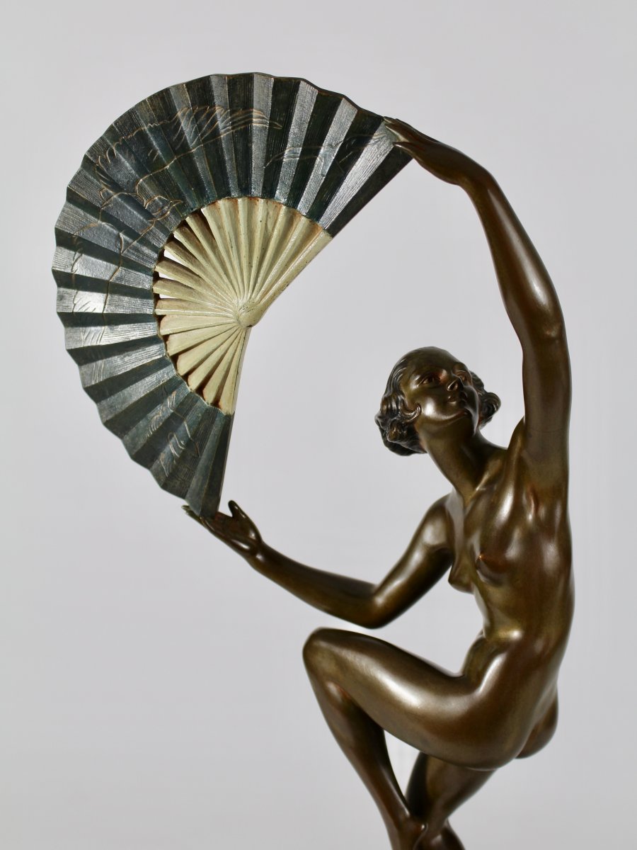 M Bouraine Fan Dancer-photo-2