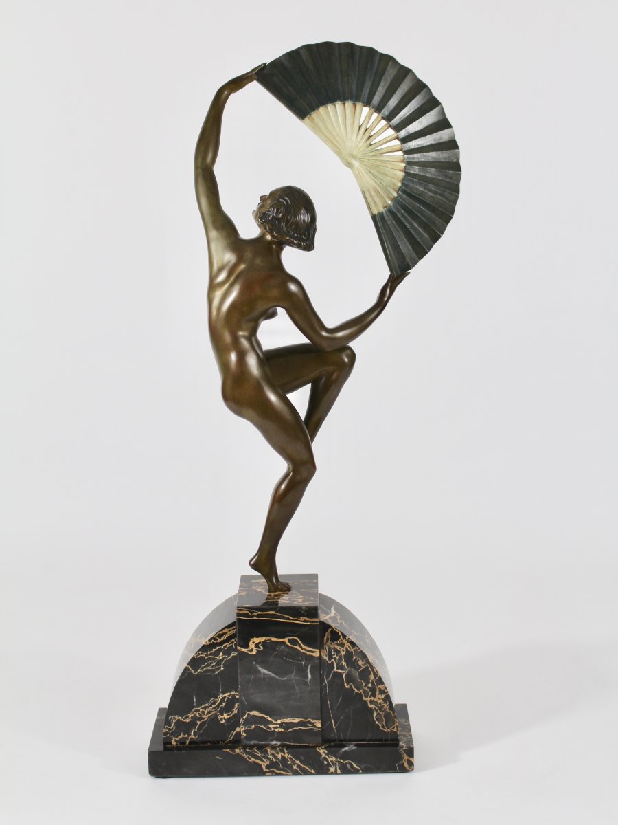 M Bouraine Fan Dancer-photo-2