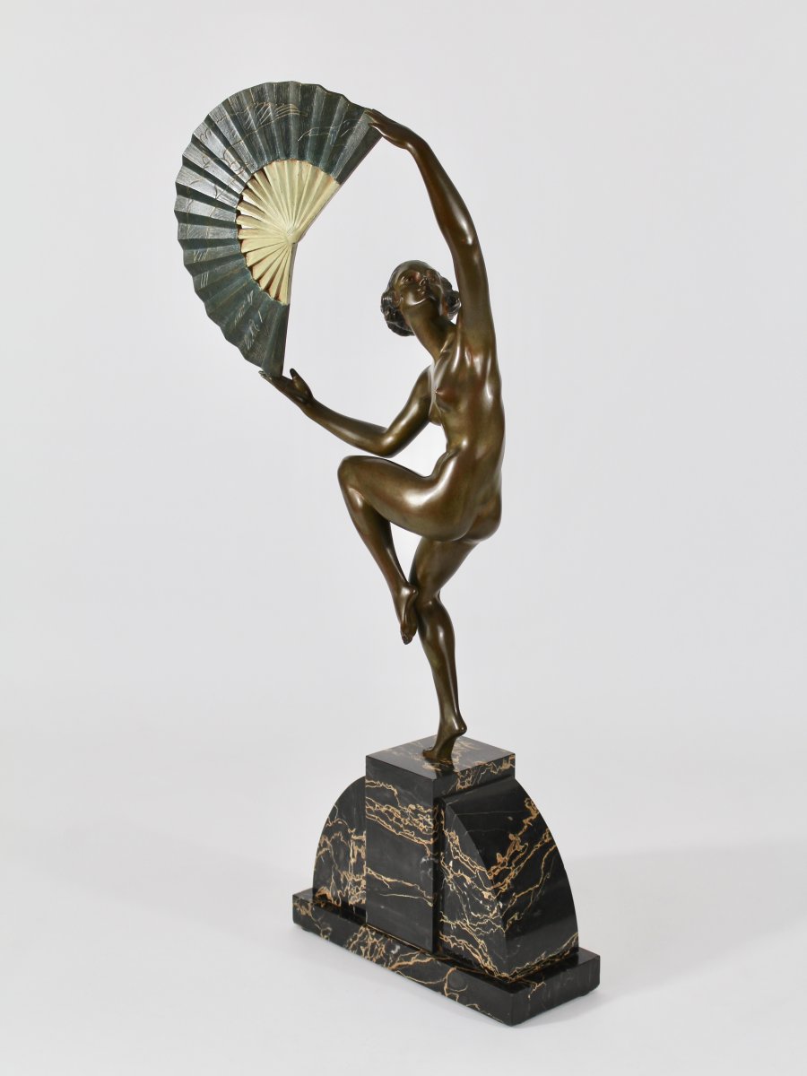 M Bouraine Fan Dancer-photo-3
