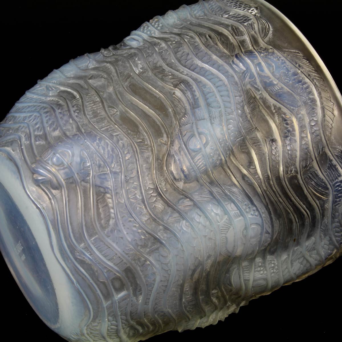 R Lalique Dolphins-photo-3