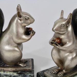 G Granger "squirrels" Bookends