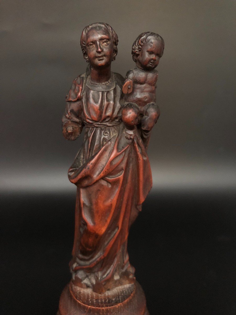 Vierge et l'Enfant 17ème Siècle En Buis Finement Sculpté-photo-1