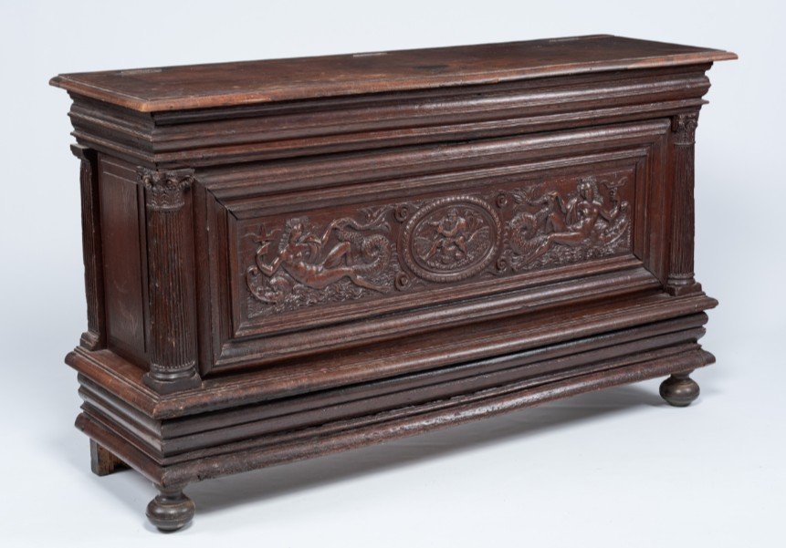 Magnificent Renaissance Chest-photo-5