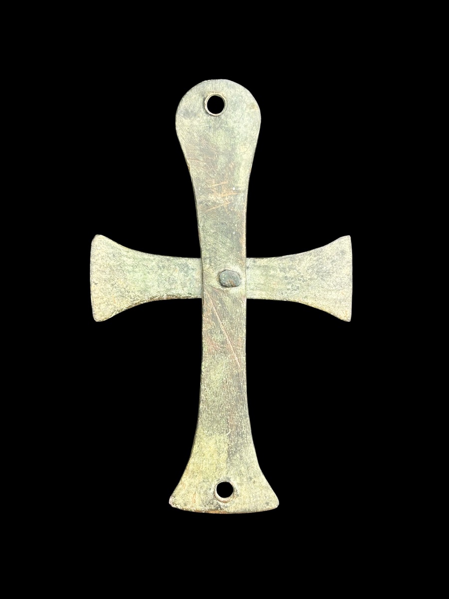 Croix byzantine en bronze