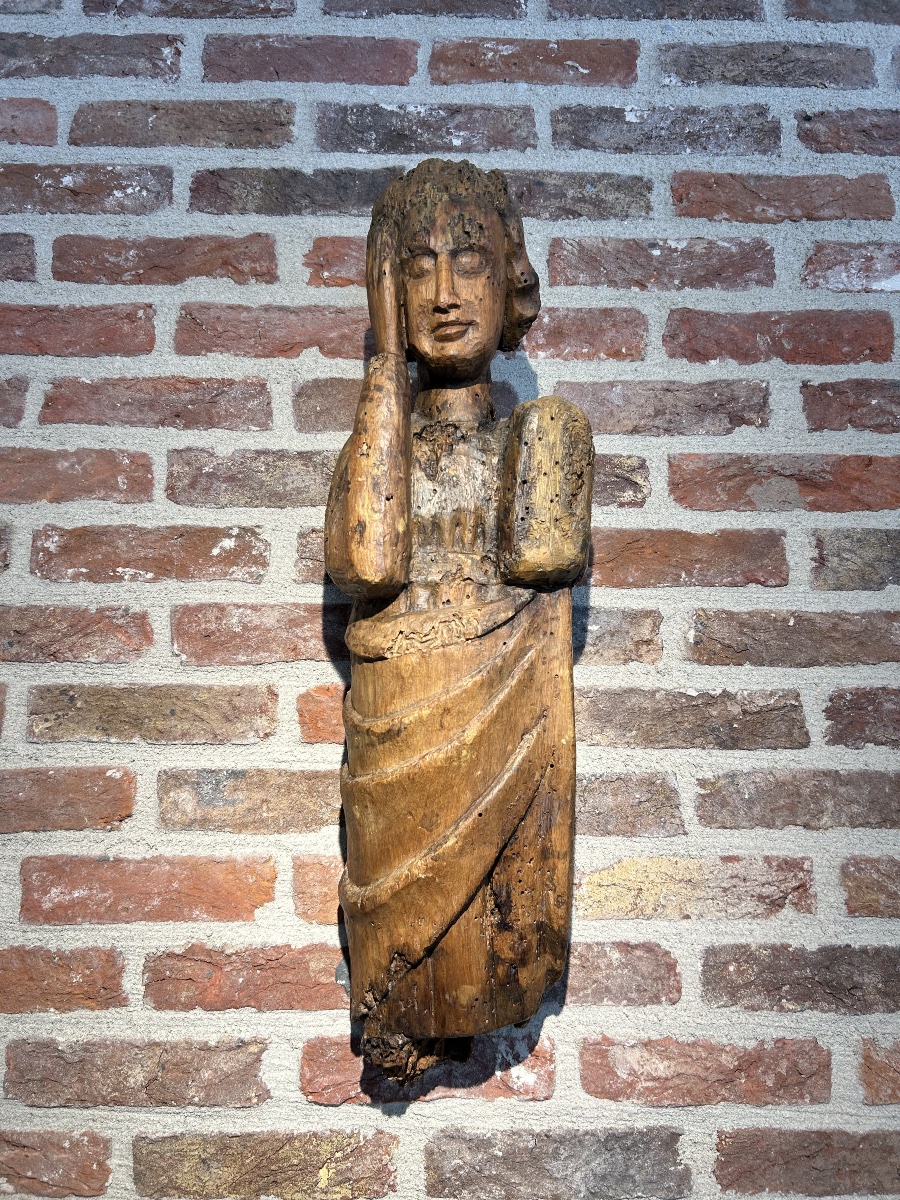 14th–15th-century Wood Carving-photo-6